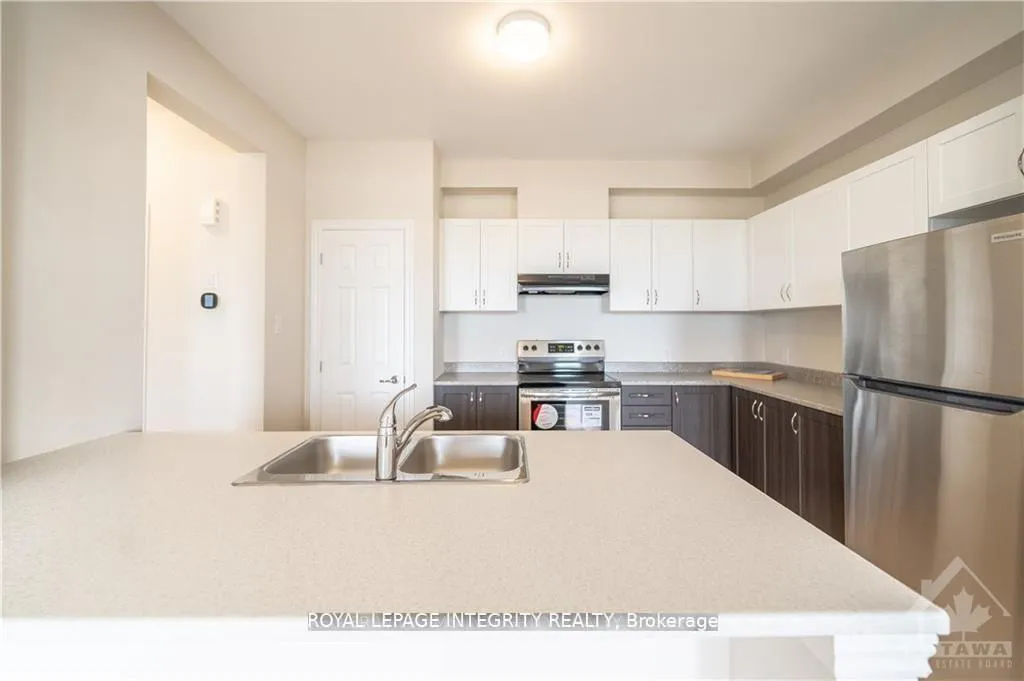Photo 8 of 2014 Leinster Circle, Ottawa, Stittsville (North) — HOMEH