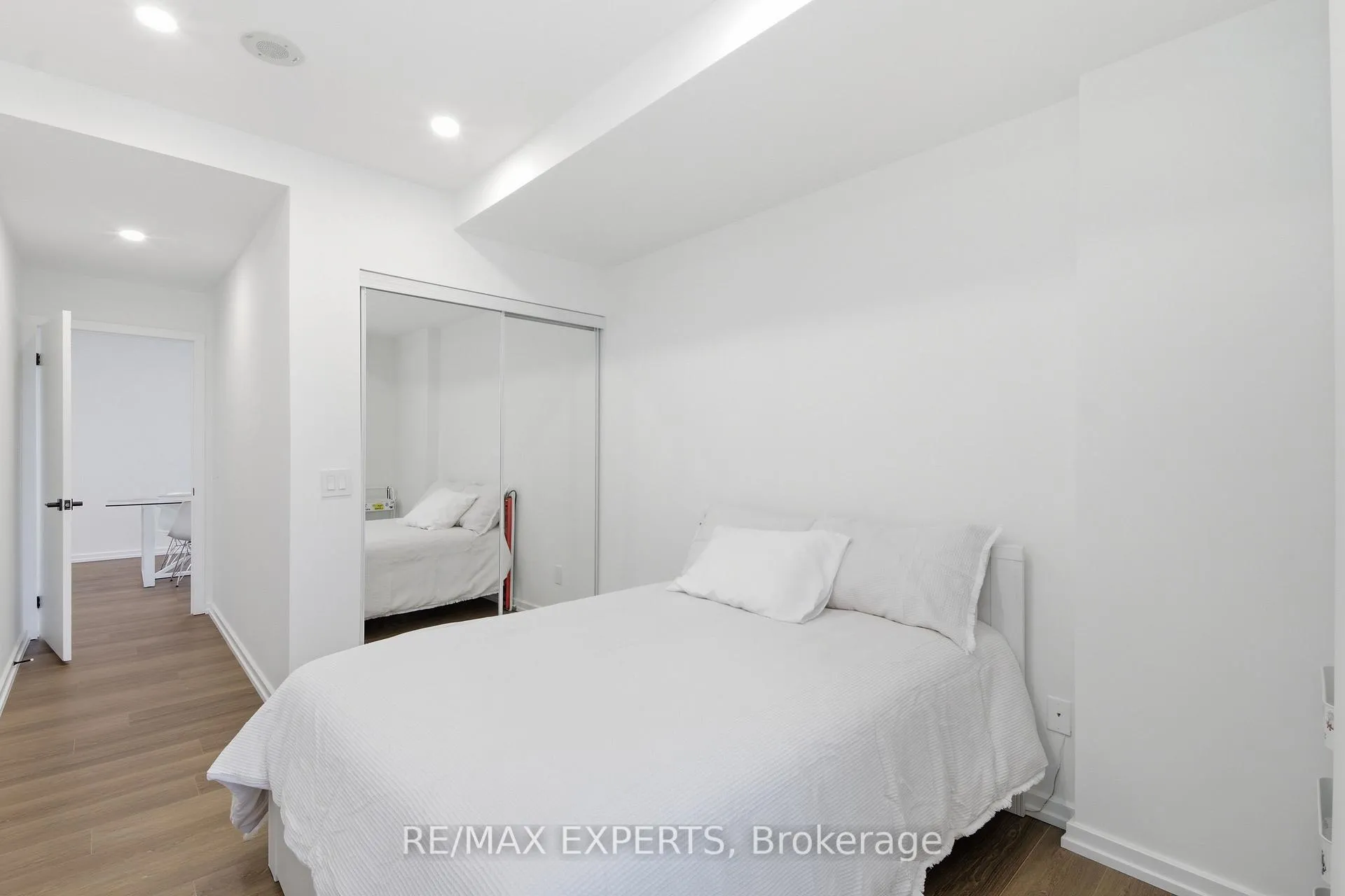 Photo 16 of Unit 2211, 208 Queens Quay W, Toronto, Waterfront Communities — HOMEH