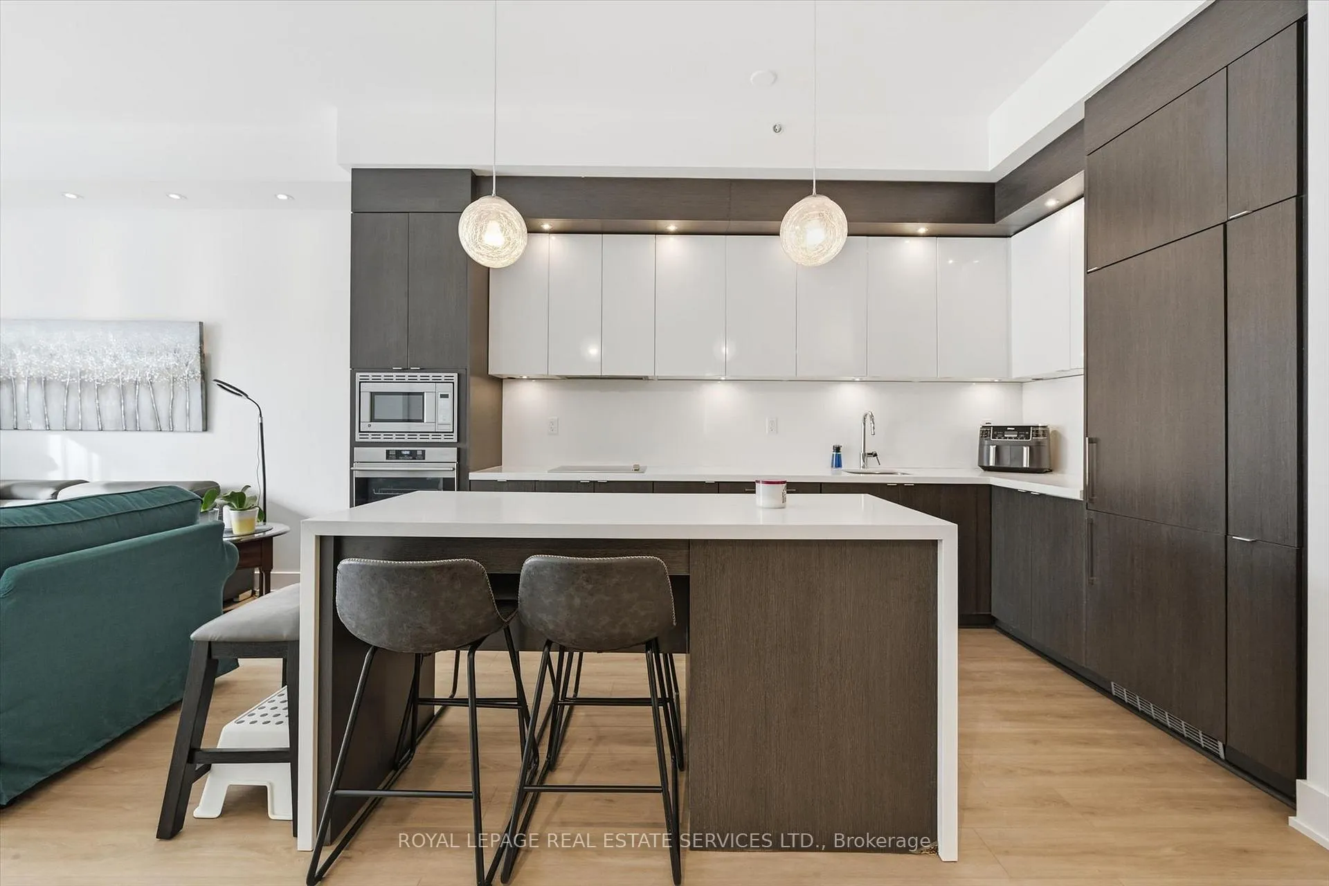 Photo 17 of Unit 111, 1284 Guelph Line, Burlington, Mountainside — HOMEH