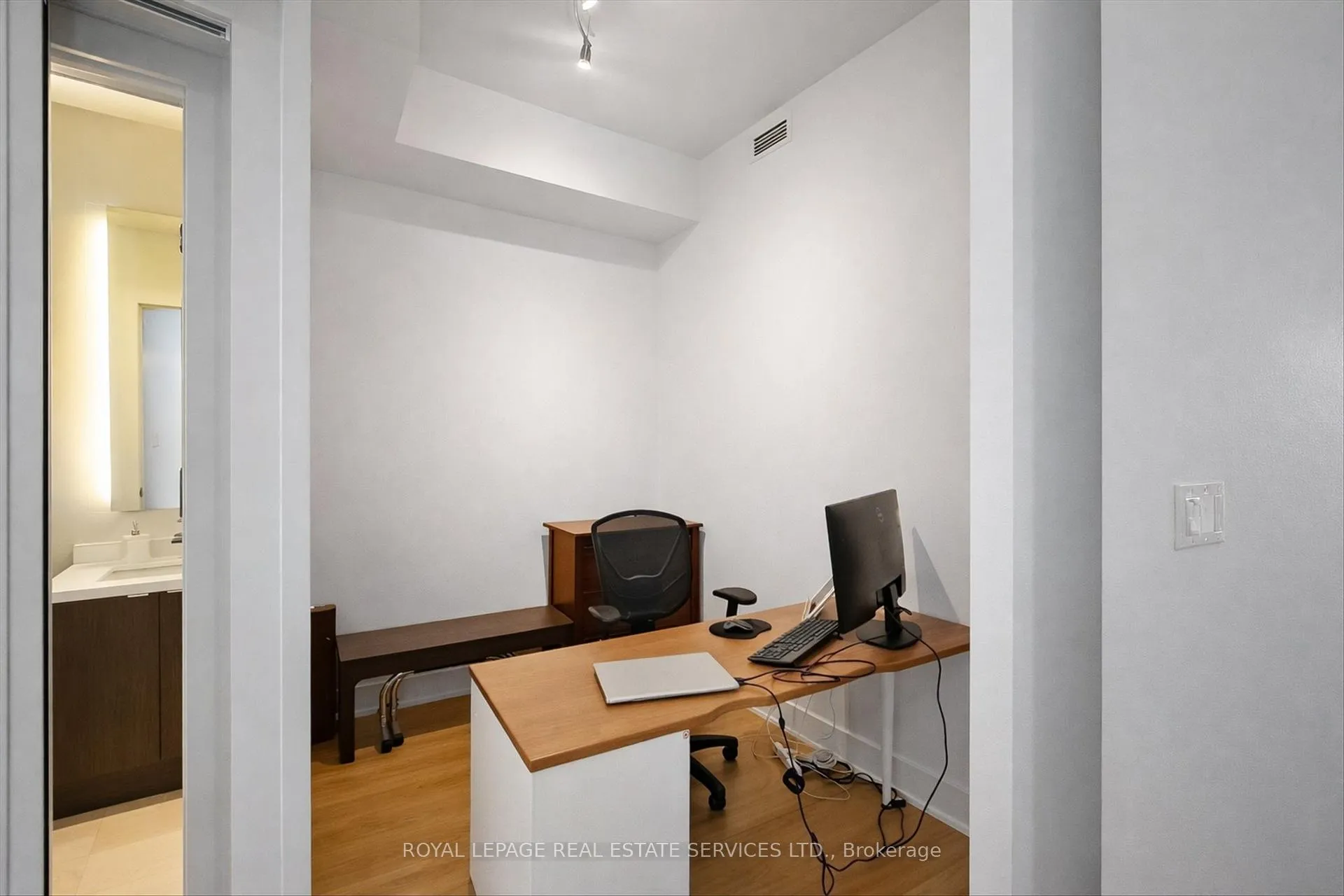 Photo 35 of Unit 111, 1284 Guelph Line, Burlington, Mountainside — HOMEH