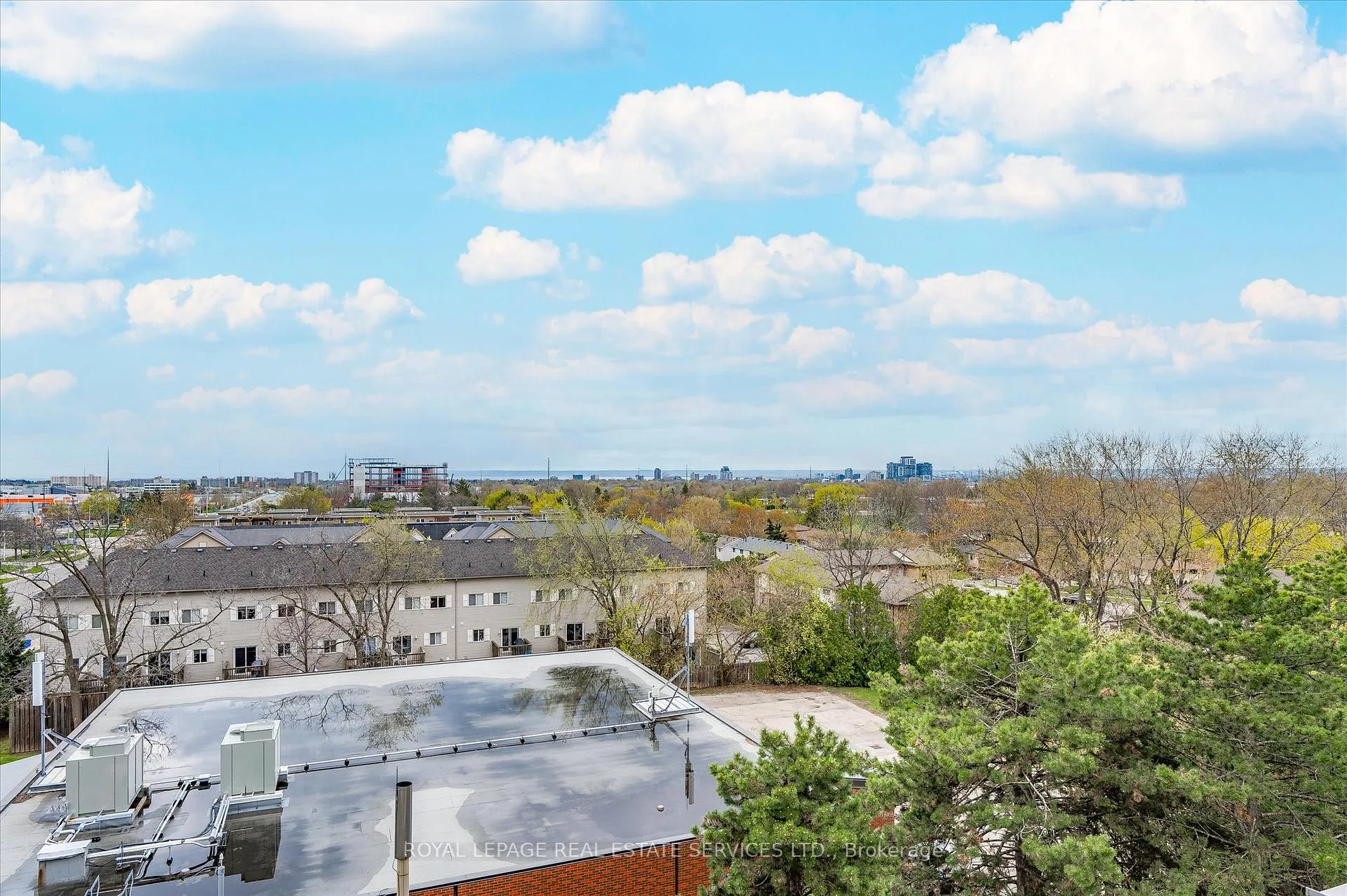 Photo 44 of Unit 111, 1284 Guelph Line, Burlington, Mountainside — HOMEH