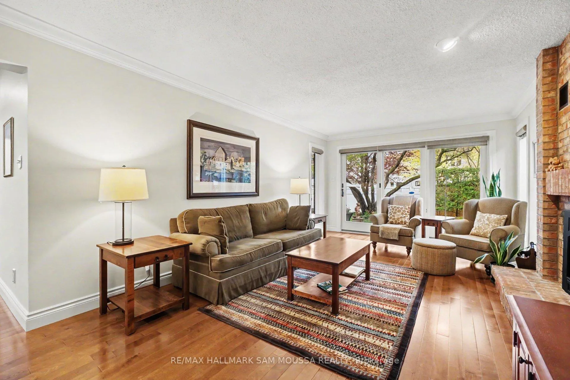 Photo 15 of 6115 Voyageur Drive, Ottawa, Convent Glen — HOMEH