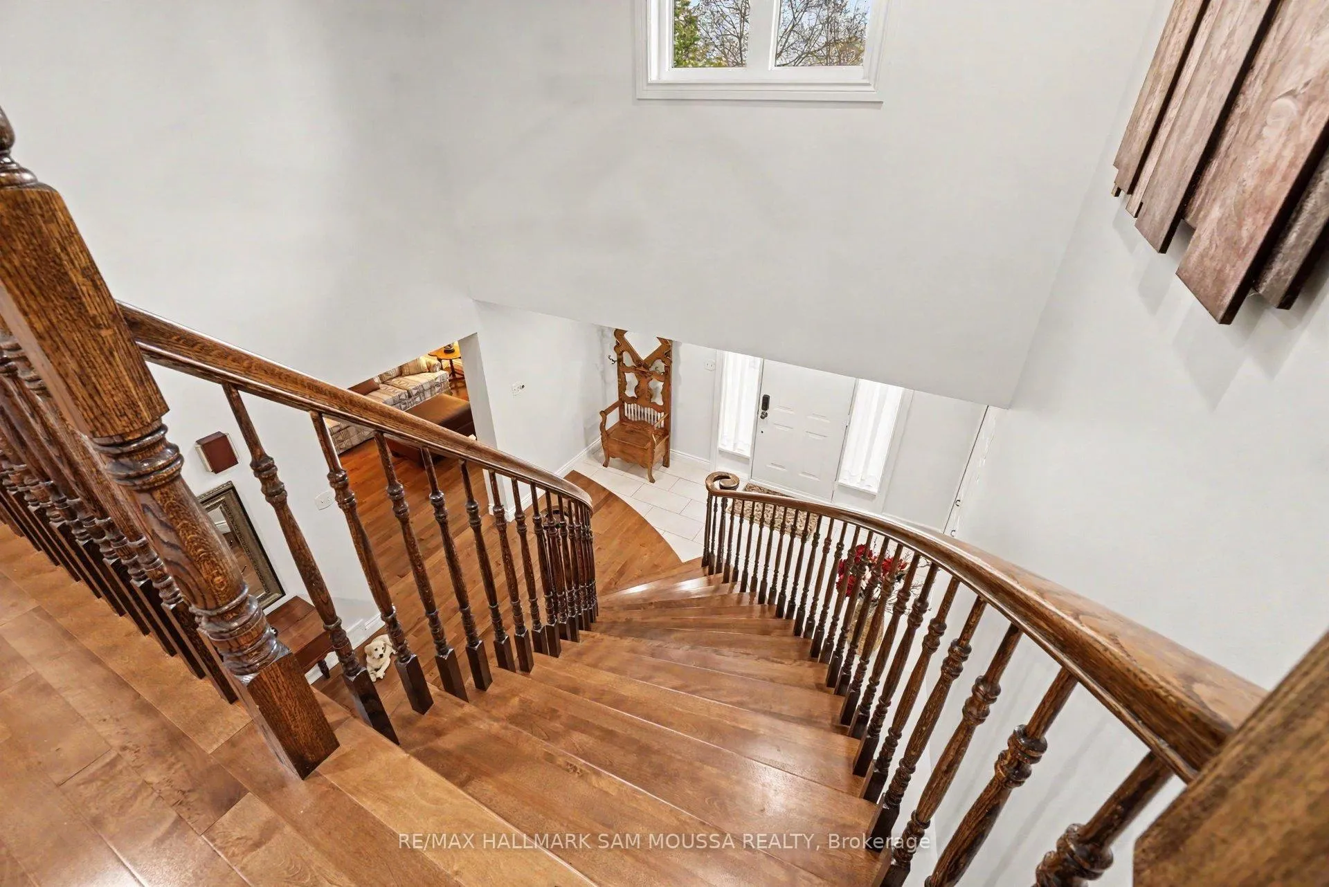 Photo 25 of 6115 Voyageur Drive, Ottawa, Convent Glen — HOMEH