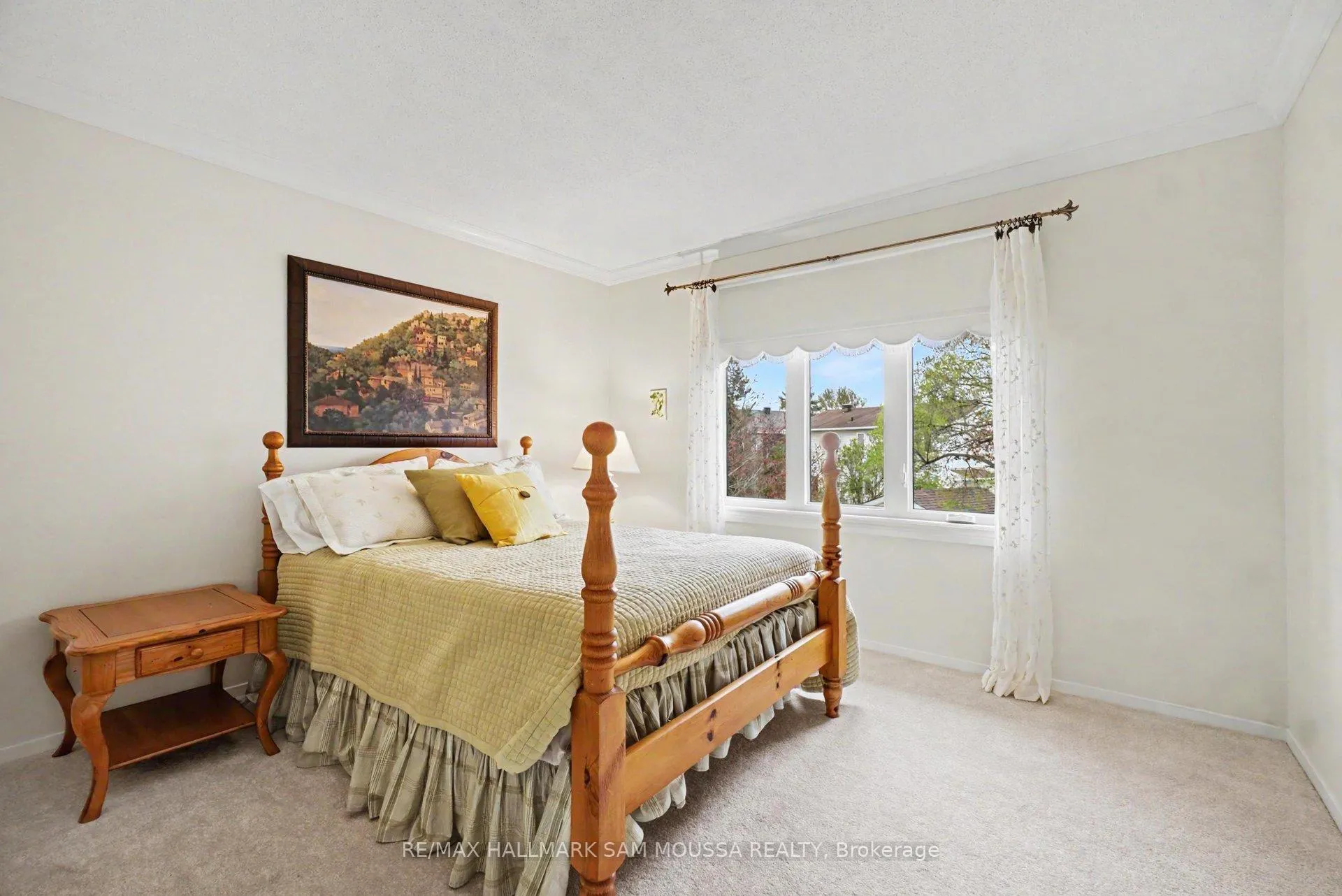 Photo 35 of 6115 Voyageur Drive, Ottawa, Convent Glen — HOMEH