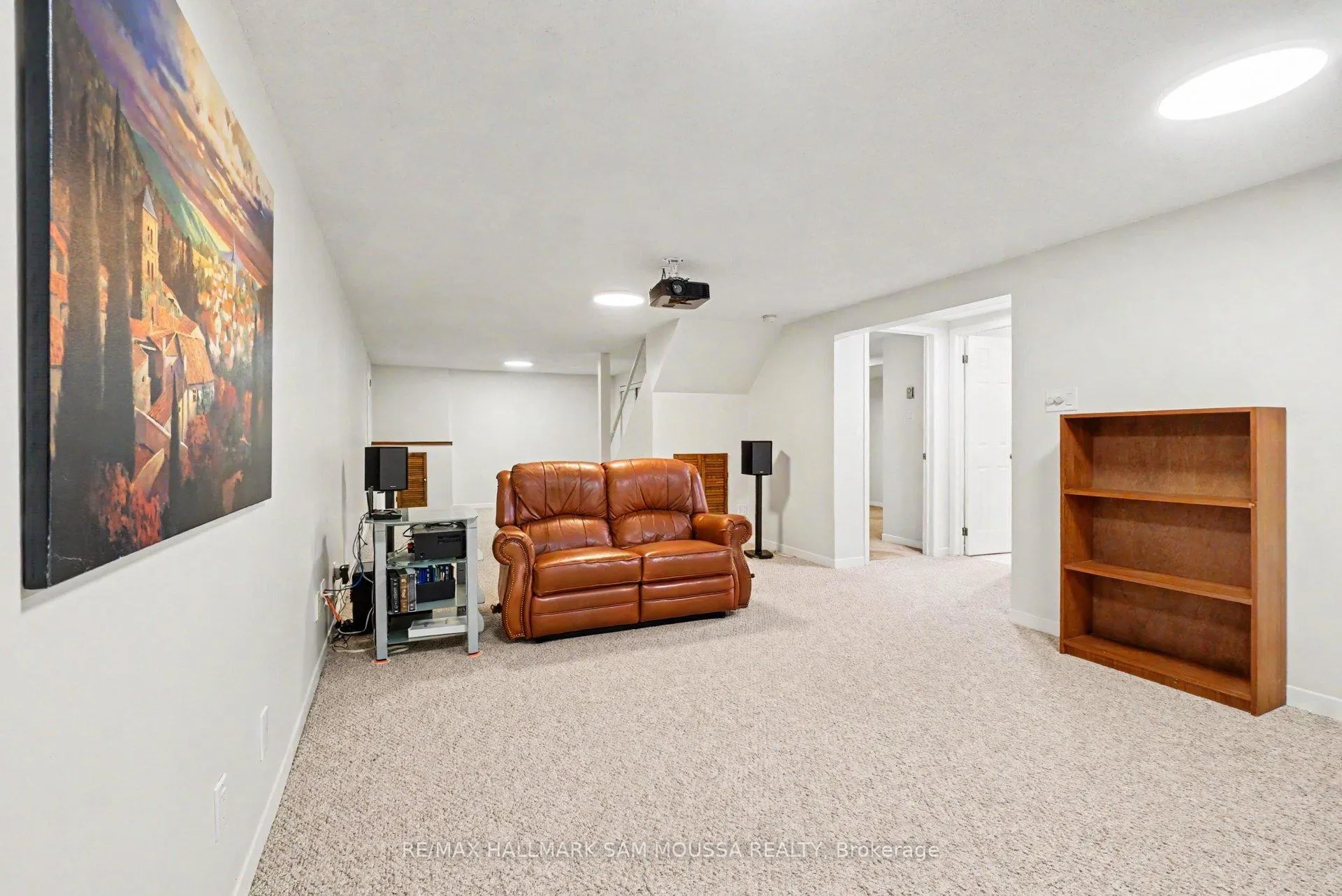 Photo 38 of 6115 Voyageur Drive, Ottawa, Convent Glen — HOMEH