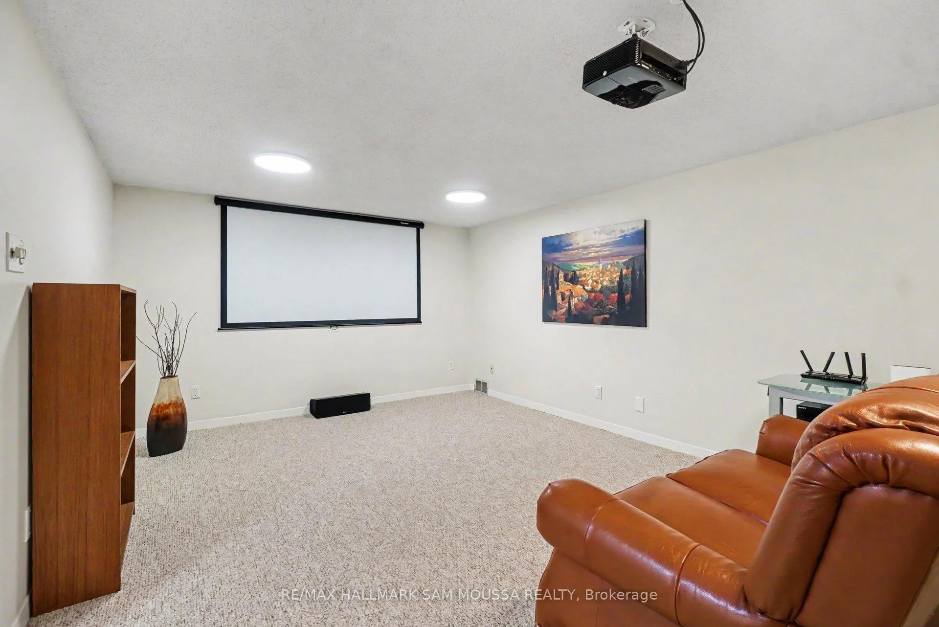Photo 39 of 6115 Voyageur Drive, Ottawa, Convent Glen — HOMEH