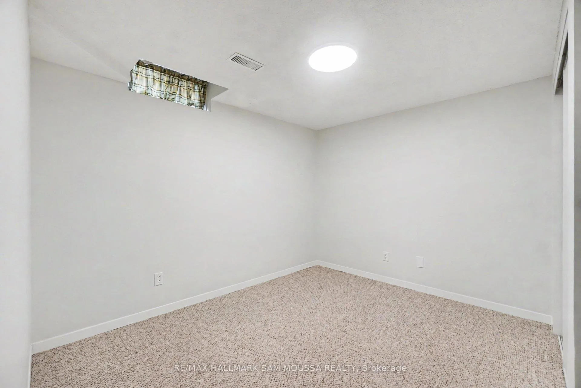 Photo 41 of 6115 Voyageur Drive, Ottawa, Convent Glen — HOMEH
