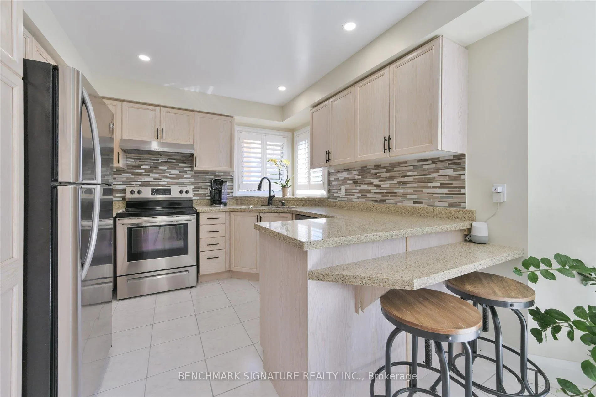 Photo 15 of 29 Strickland Drive, Ajax, Central West — HOMEH