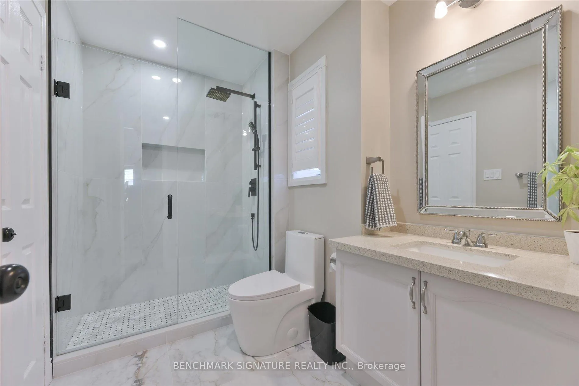 Photo 28 of 29 Strickland Drive, Ajax, Central West — HOMEH