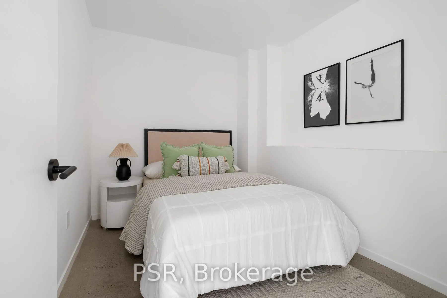 Photo 5 of 538 Duplex Avenue, Toronto, Yonge-Eglinton — HOMEH