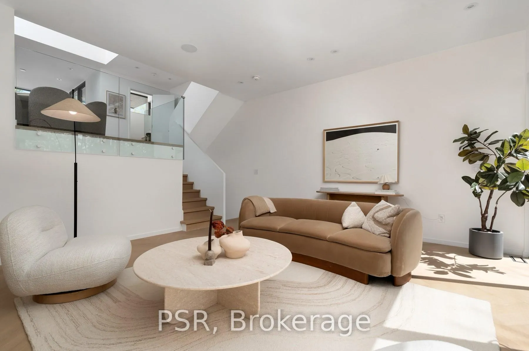 Photo 8 of 538 Duplex Avenue, Toronto, Yonge-Eglinton — HOMEH
