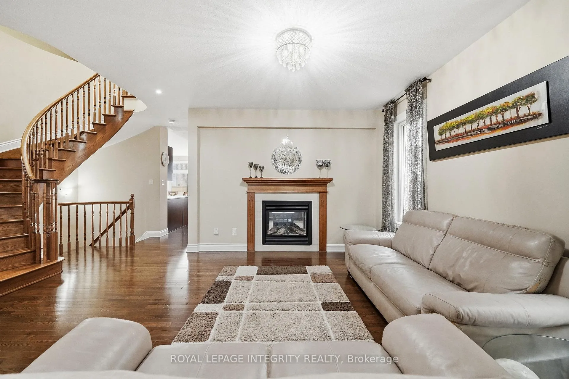 Photo 6 of 408 Nestleton Street, Ottawa, Avalon East — HOMEH