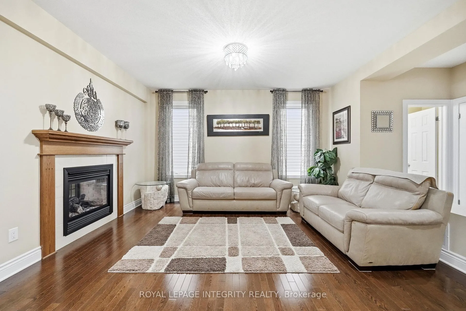 Photo 7 of 408 Nestleton Street, Ottawa, Avalon East — HOMEH