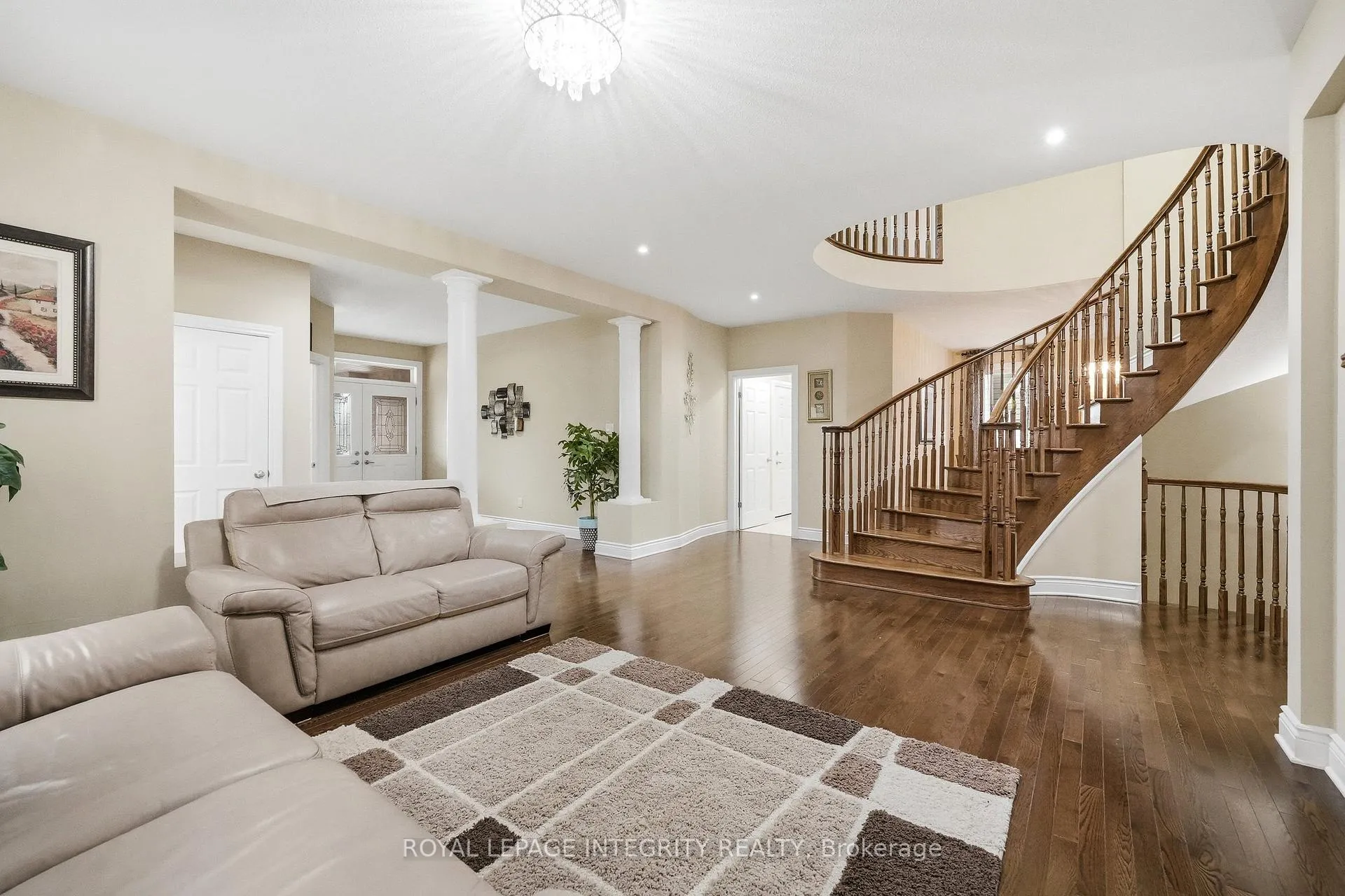 Photo 8 of 408 Nestleton Street, Ottawa, Avalon East — HOMEH