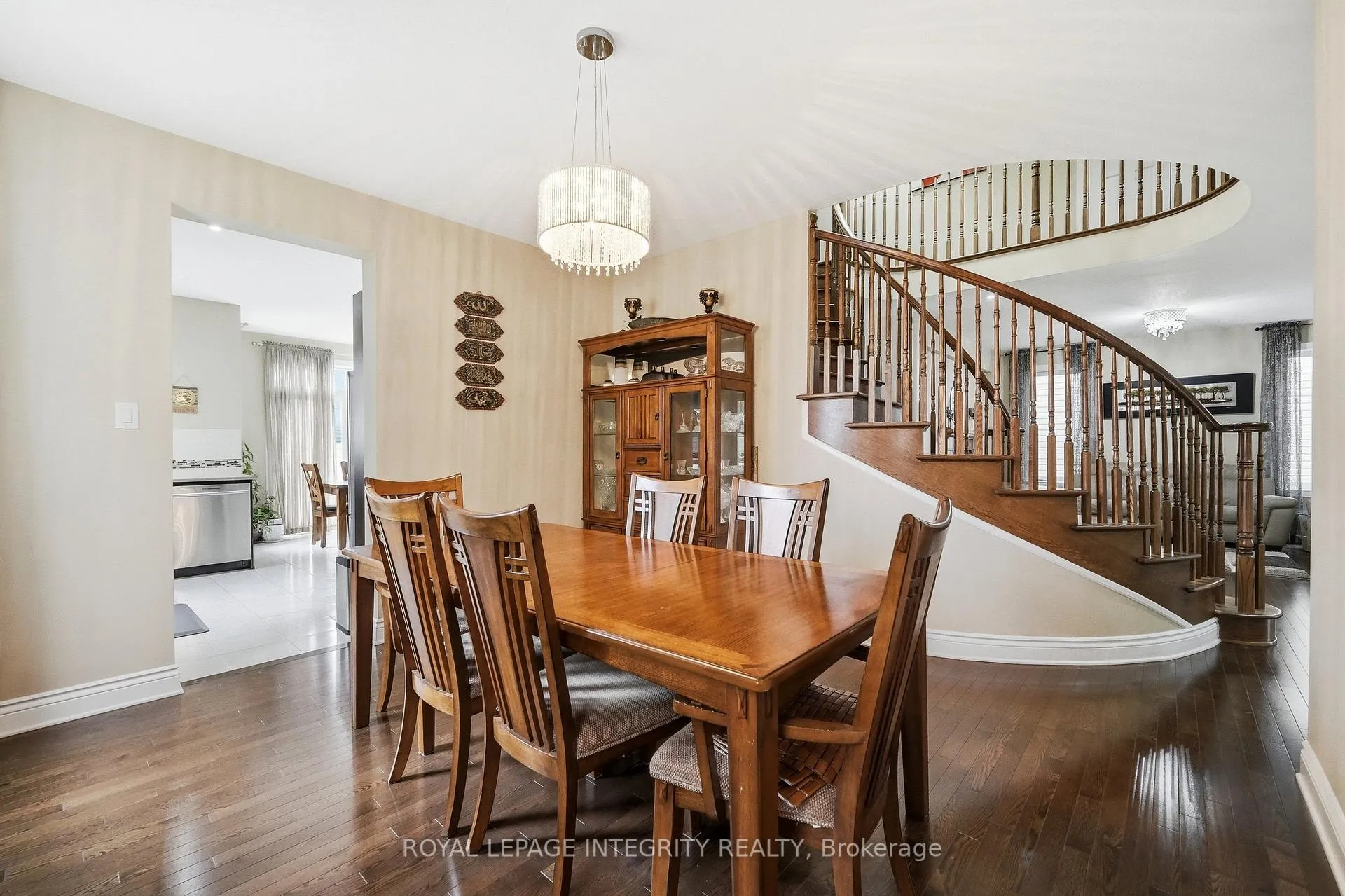 Photo 17 of 408 Nestleton Street, Ottawa, Avalon East — HOMEH