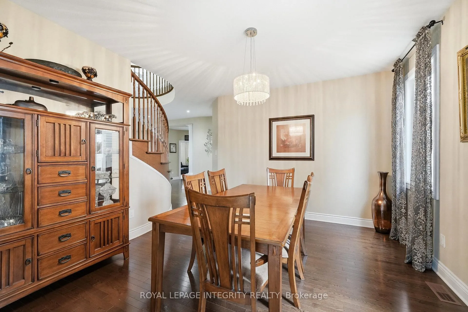 Photo 18 of 408 Nestleton Street, Ottawa, Avalon East — HOMEH