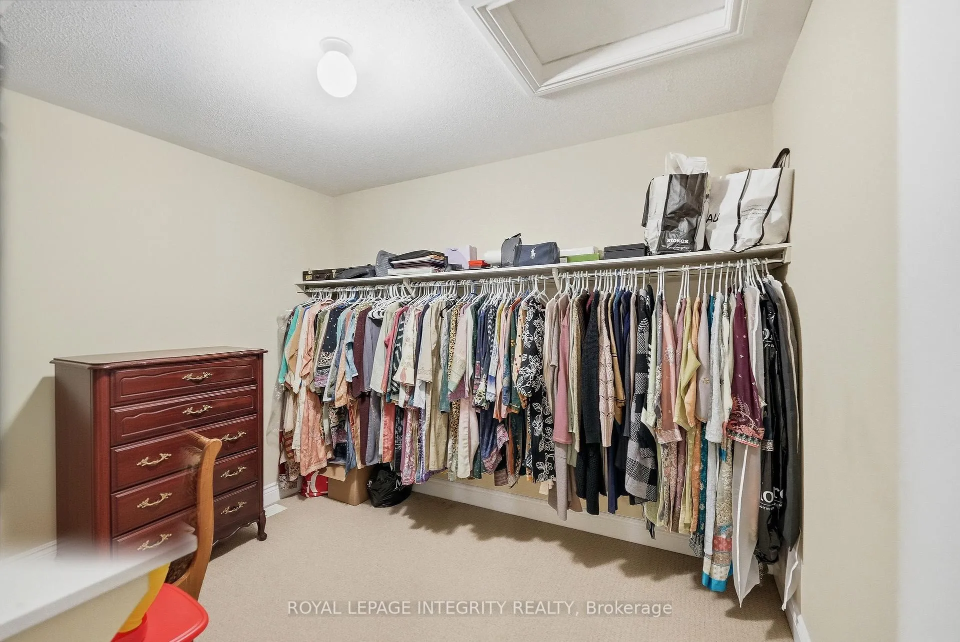 Photo 28 of 408 Nestleton Street, Ottawa, Avalon East — HOMEH