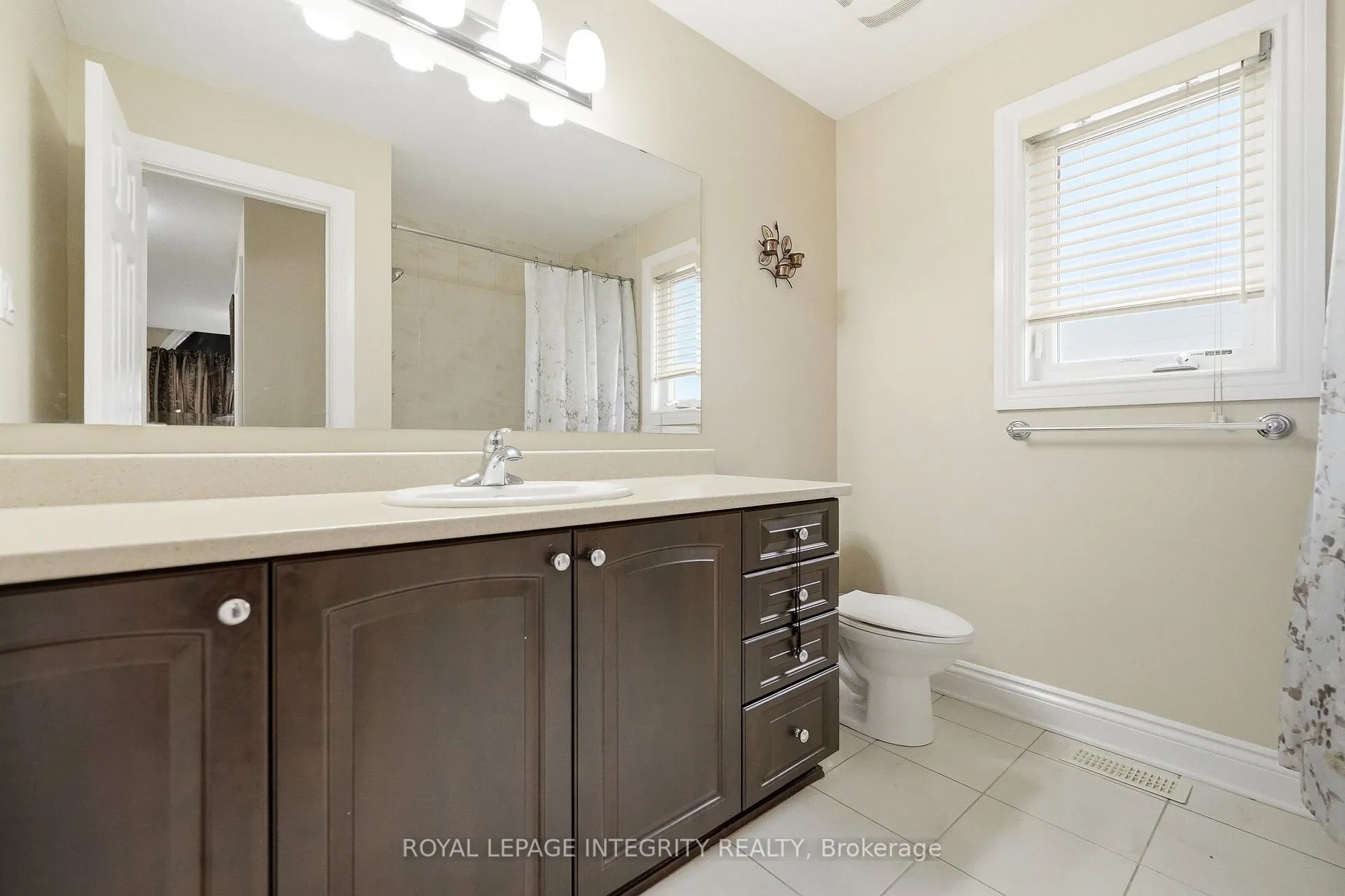 Photo 30 of 408 Nestleton Street, Ottawa, Avalon East — HOMEH