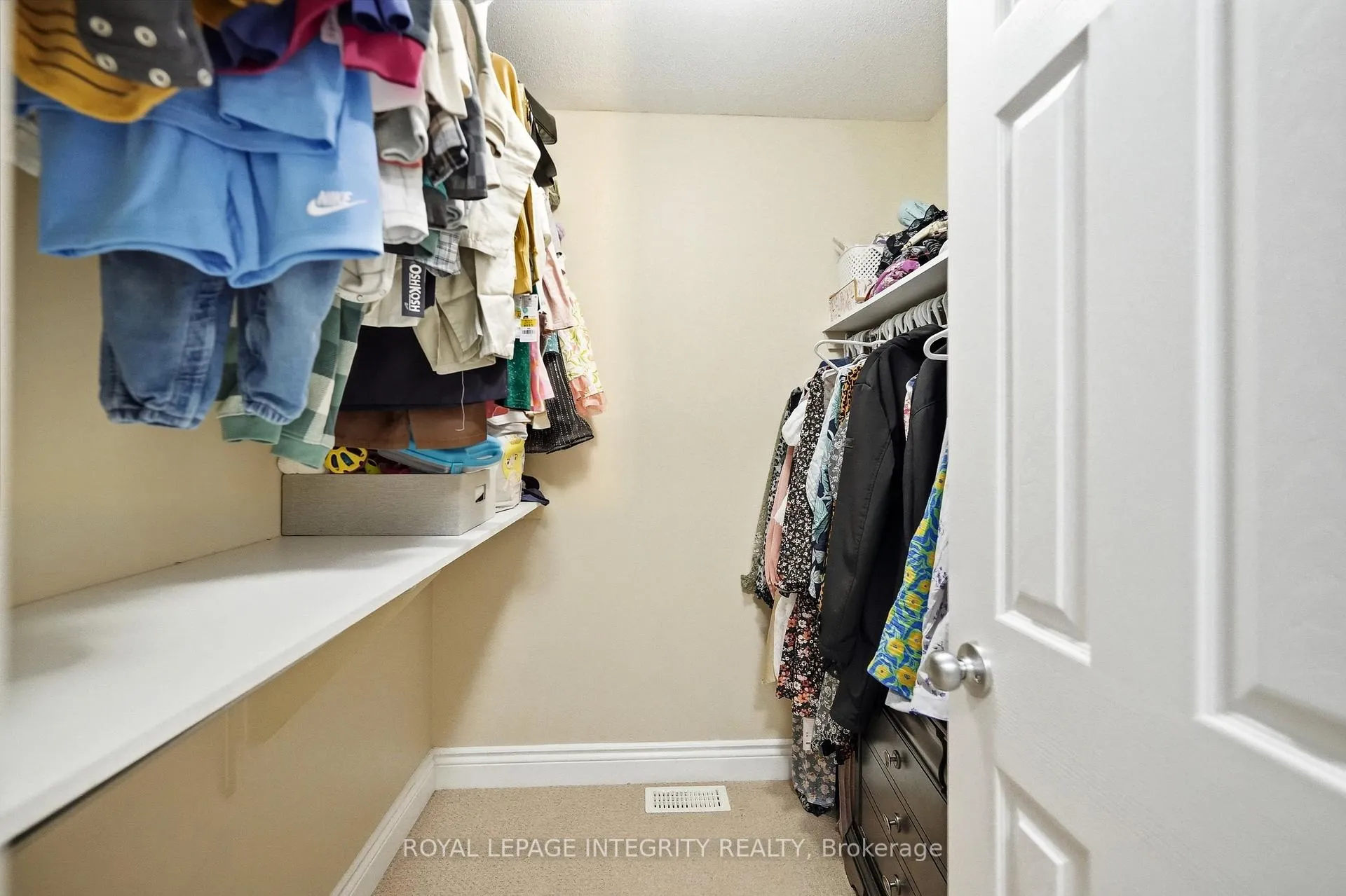 Photo 31 of 408 Nestleton Street, Ottawa, Avalon East — HOMEH