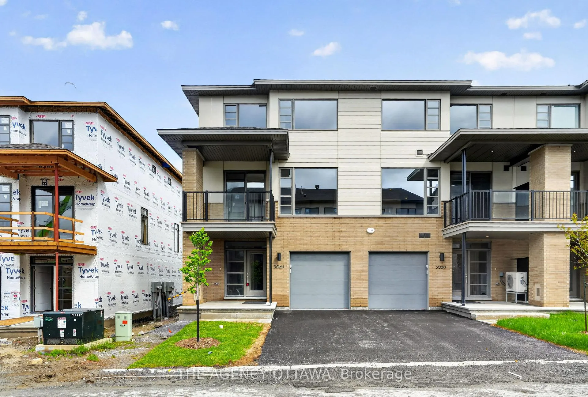 Photo 1 of 3061 Showcase Crescent, Ottawa, Riverside South/Gloucester Glen — HOMEH
