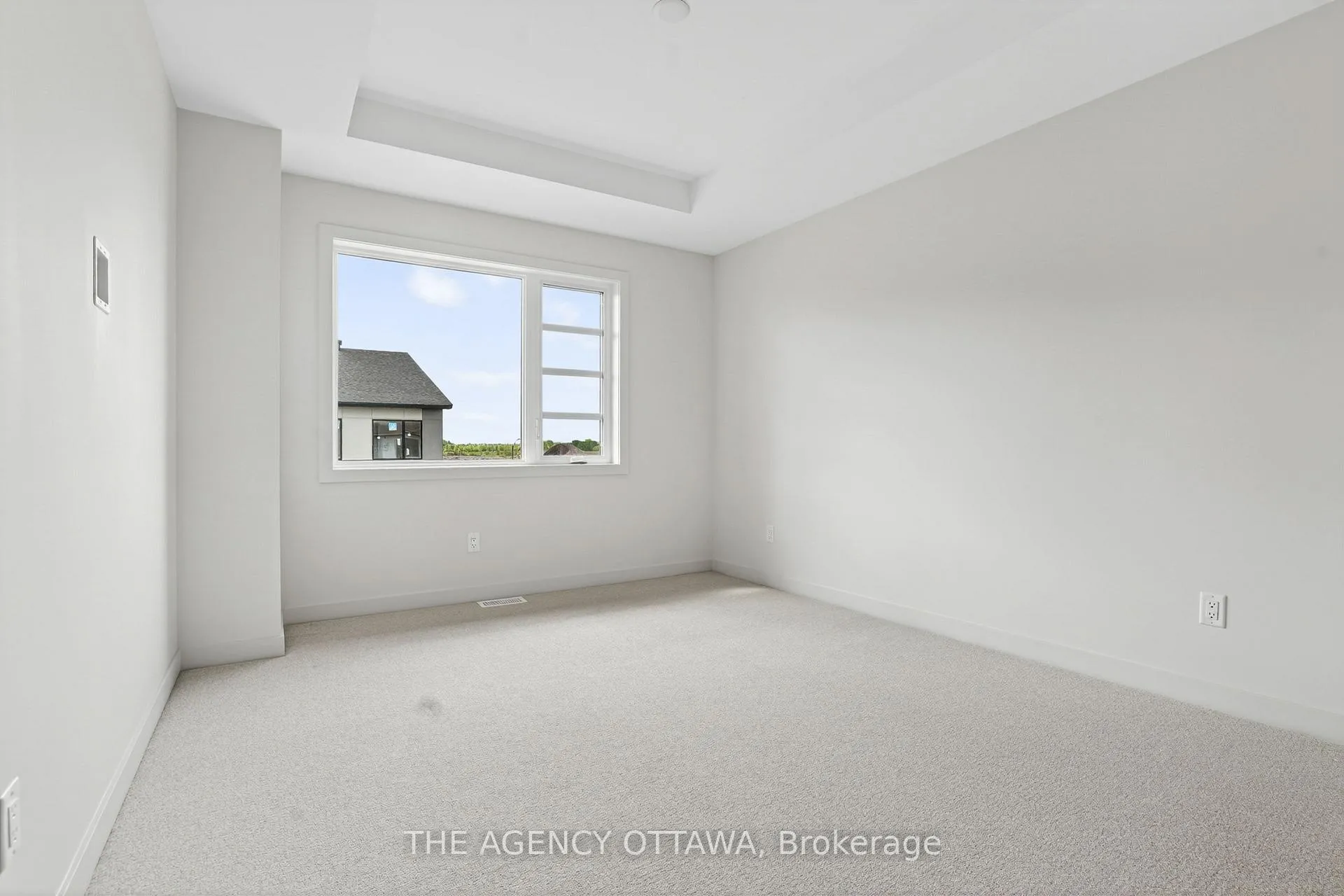 Photo 24 of 3061 Showcase Crescent, Ottawa, Riverside South/Gloucester Glen — HOMEH