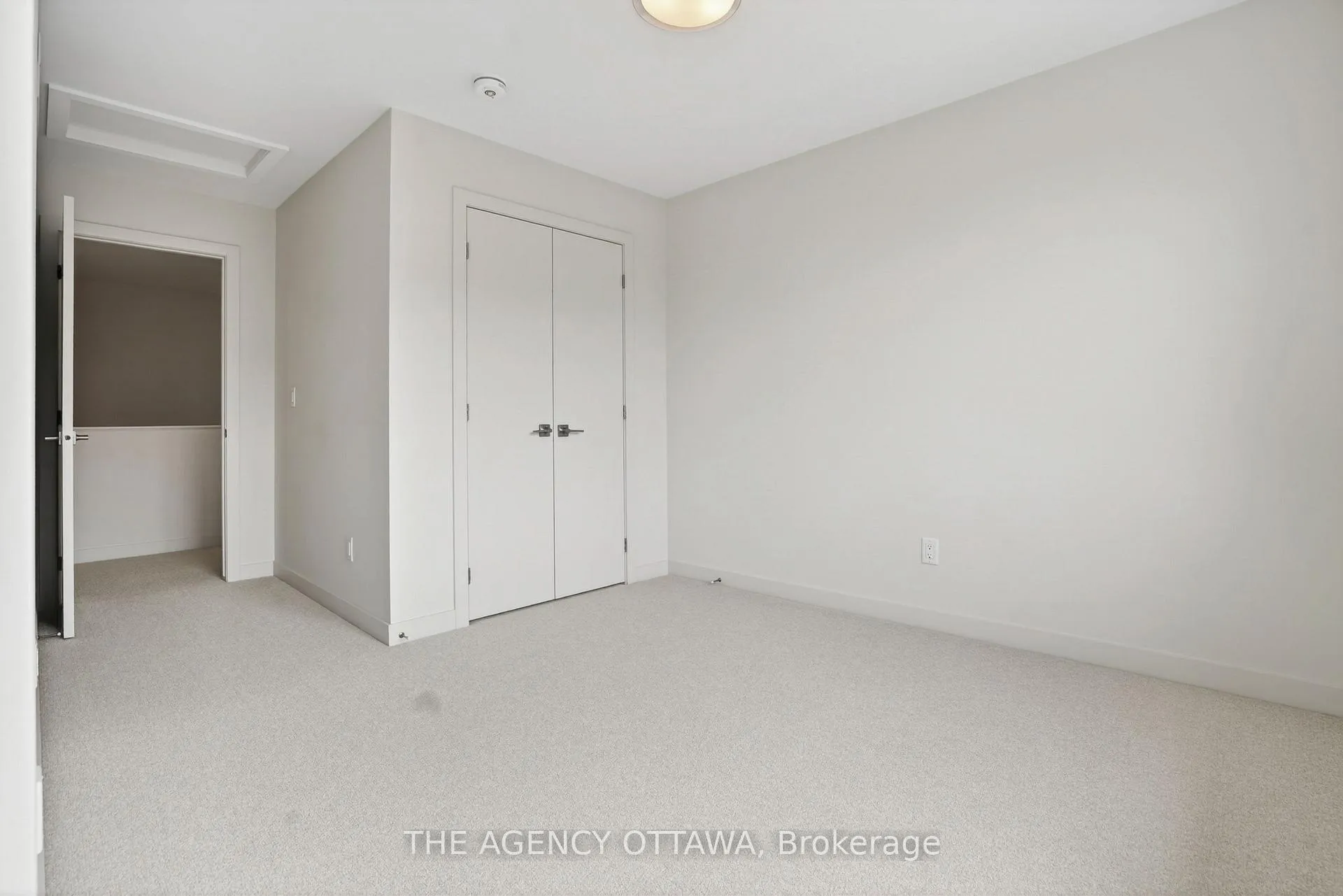 Photo 26 of 3061 Showcase Crescent, Ottawa, Riverside South/Gloucester Glen — HOMEH