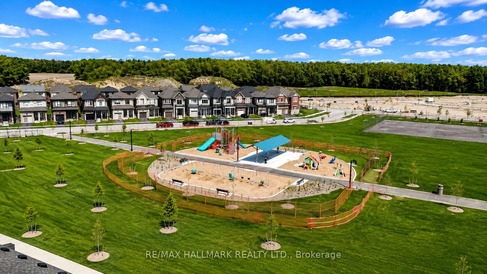 Photo 34 of 21 Foxley Heights, Barrie, Rural Barrie Southwest — HOMEH