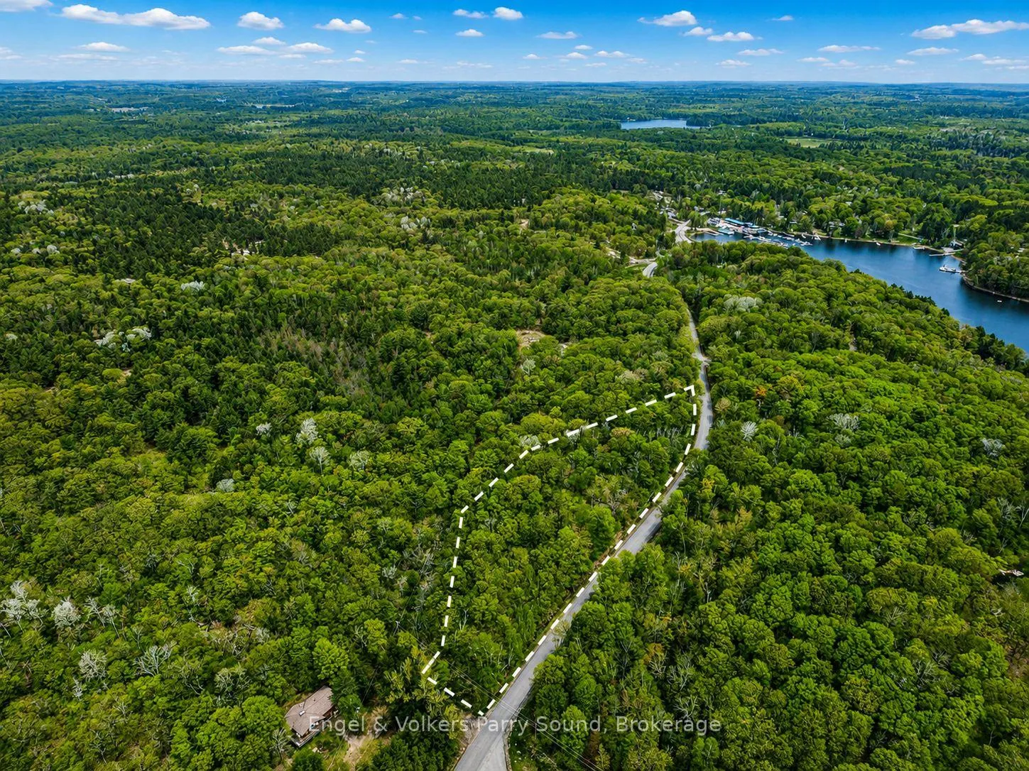 Photo 5 of 22 Bayview Drive, Carling — HOMEH