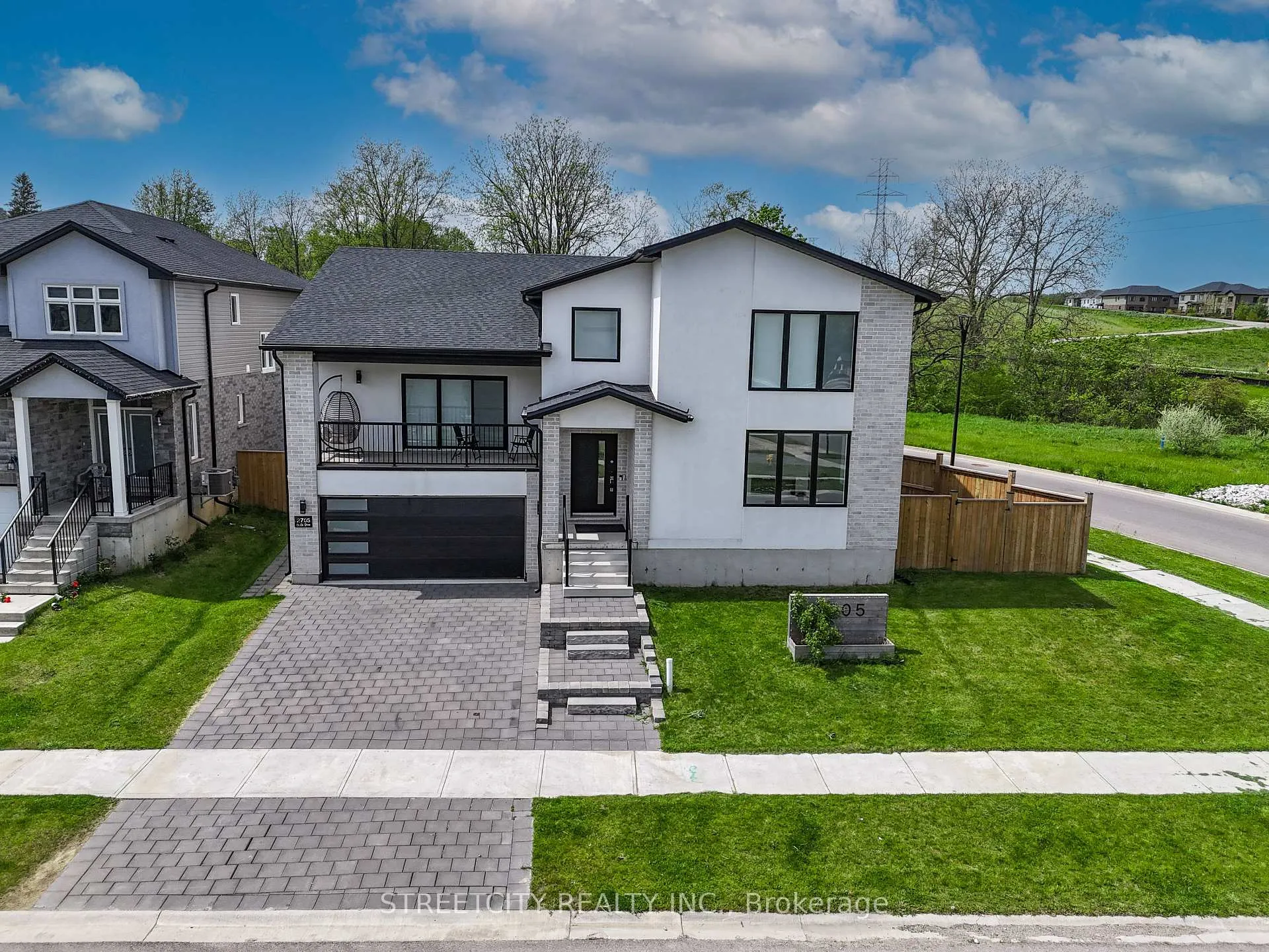 Front of 2705 Oriole Drive
