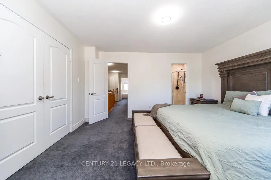 Photo 64 of 44 Tincomb Crescent, Whitby, Pringle Creek — HOMEH