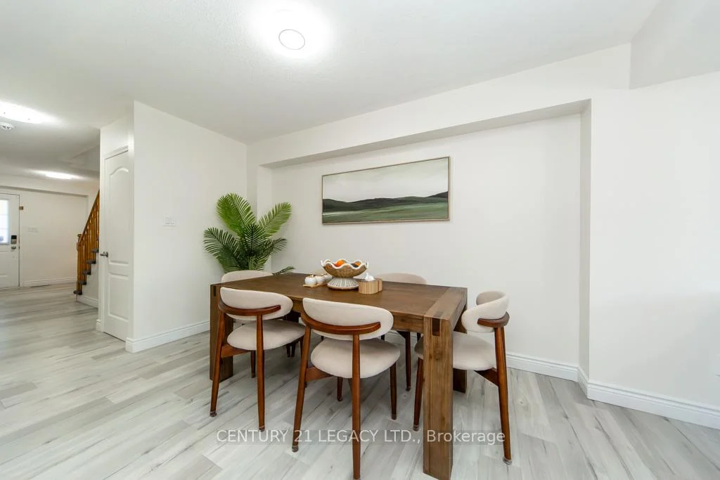 Photo 17 of 44 Tincomb Crescent, Whitby, Pringle Creek — HOMEH