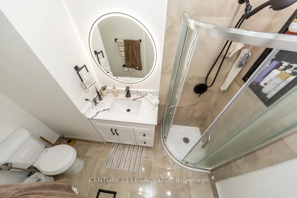 Photo 26 of 44 Tincomb Crescent, Whitby, Pringle Creek — HOMEH