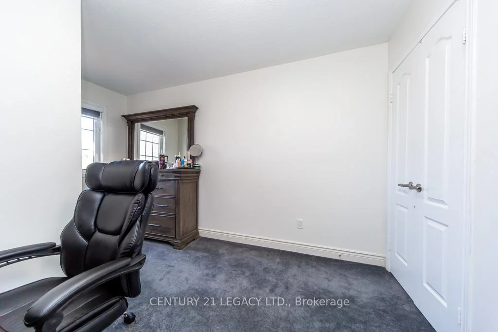 Photo 30 of 44 Tincomb Crescent, Whitby, Pringle Creek — HOMEH