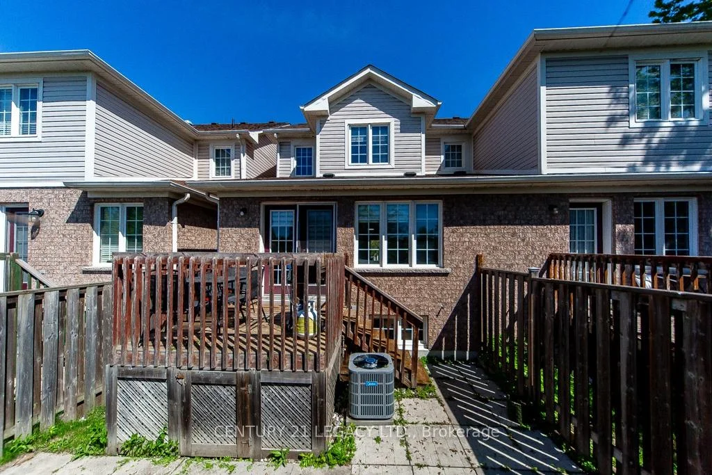 Photo 82 of 44 Tincomb Crescent, Whitby, Pringle Creek — HOMEH