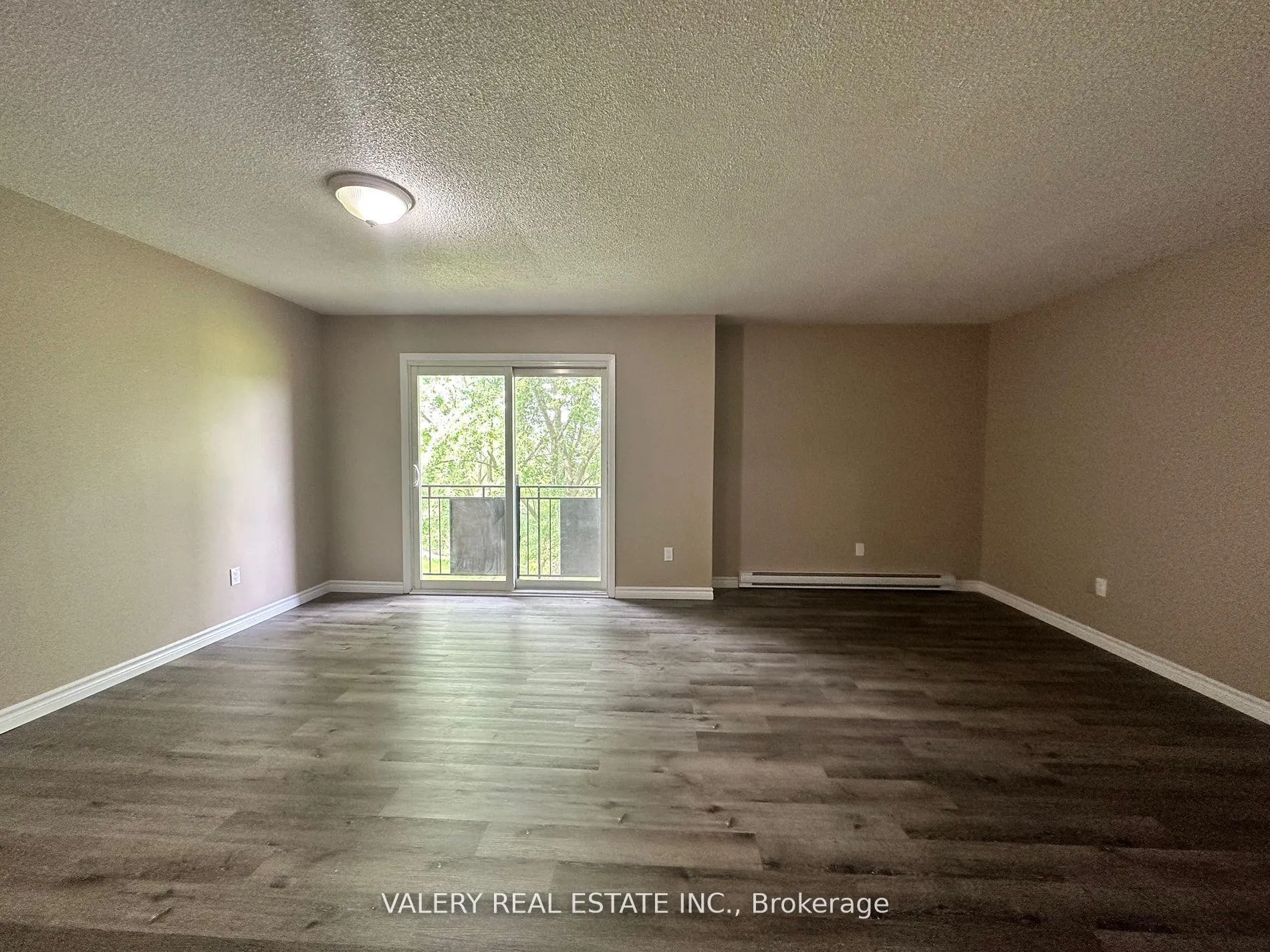 Photo 3 of Unit 9, 9 Lowdnes Avenue, Georgina, Keswick South — HOMEH