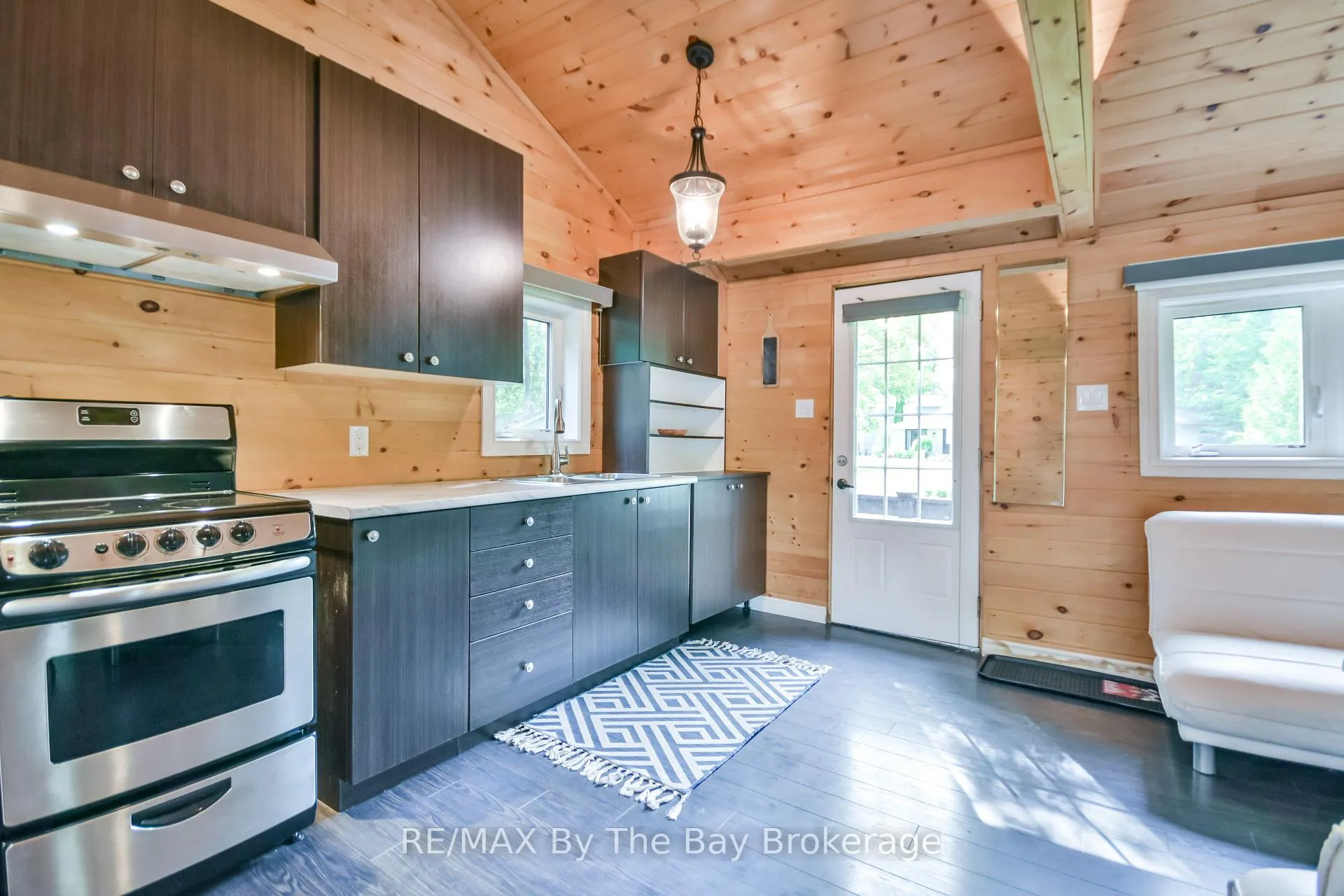 Photo 3 of 578 Oxbow Park Drive, Wasaga Beach — HOMEH