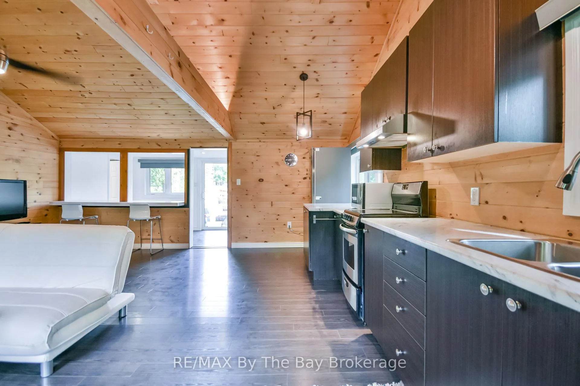 Photo 7 of 578 Oxbow Park Drive, Wasaga Beach — HOMEH