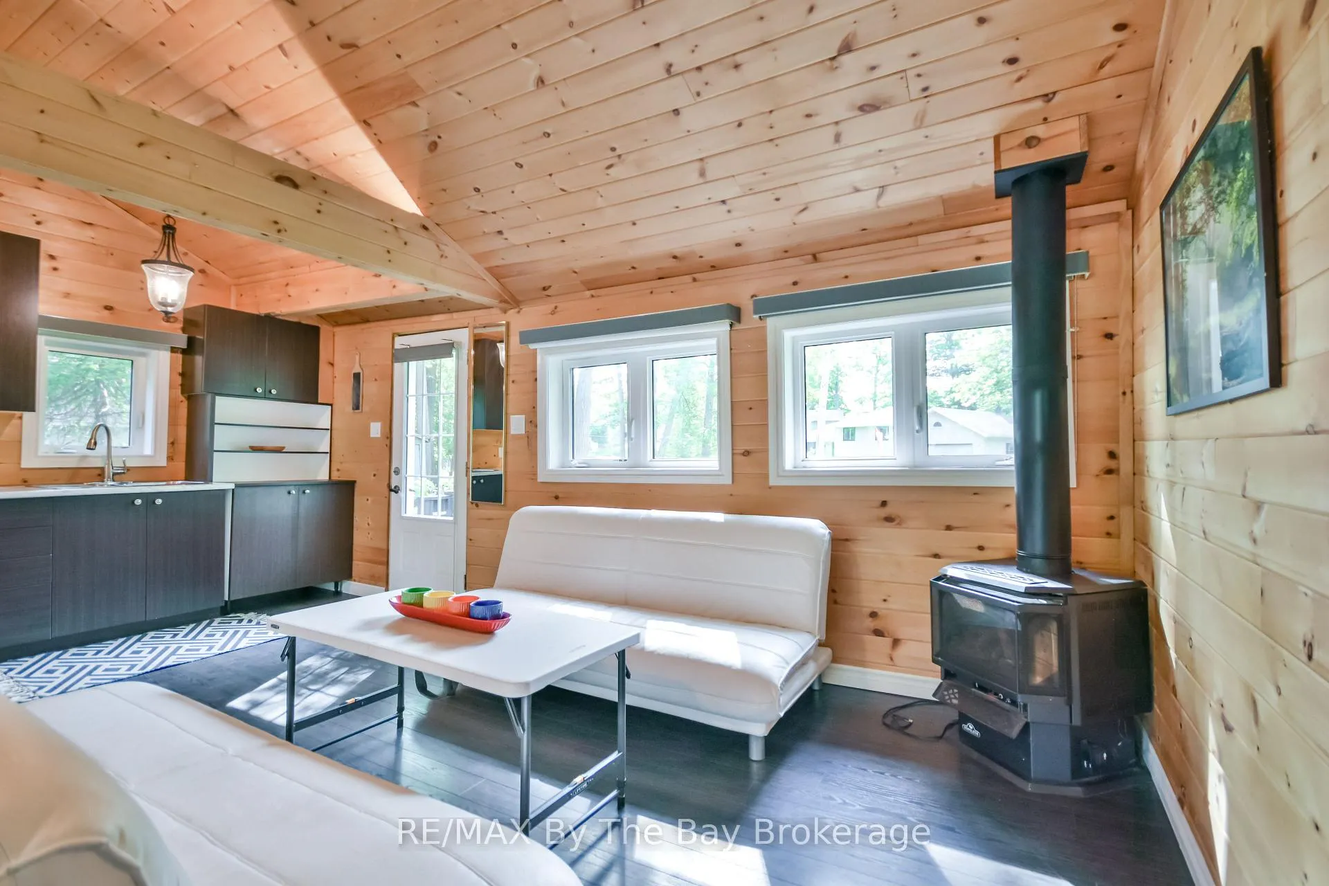 Photo 12 of 578 Oxbow Park Drive, Wasaga Beach — HOMEH