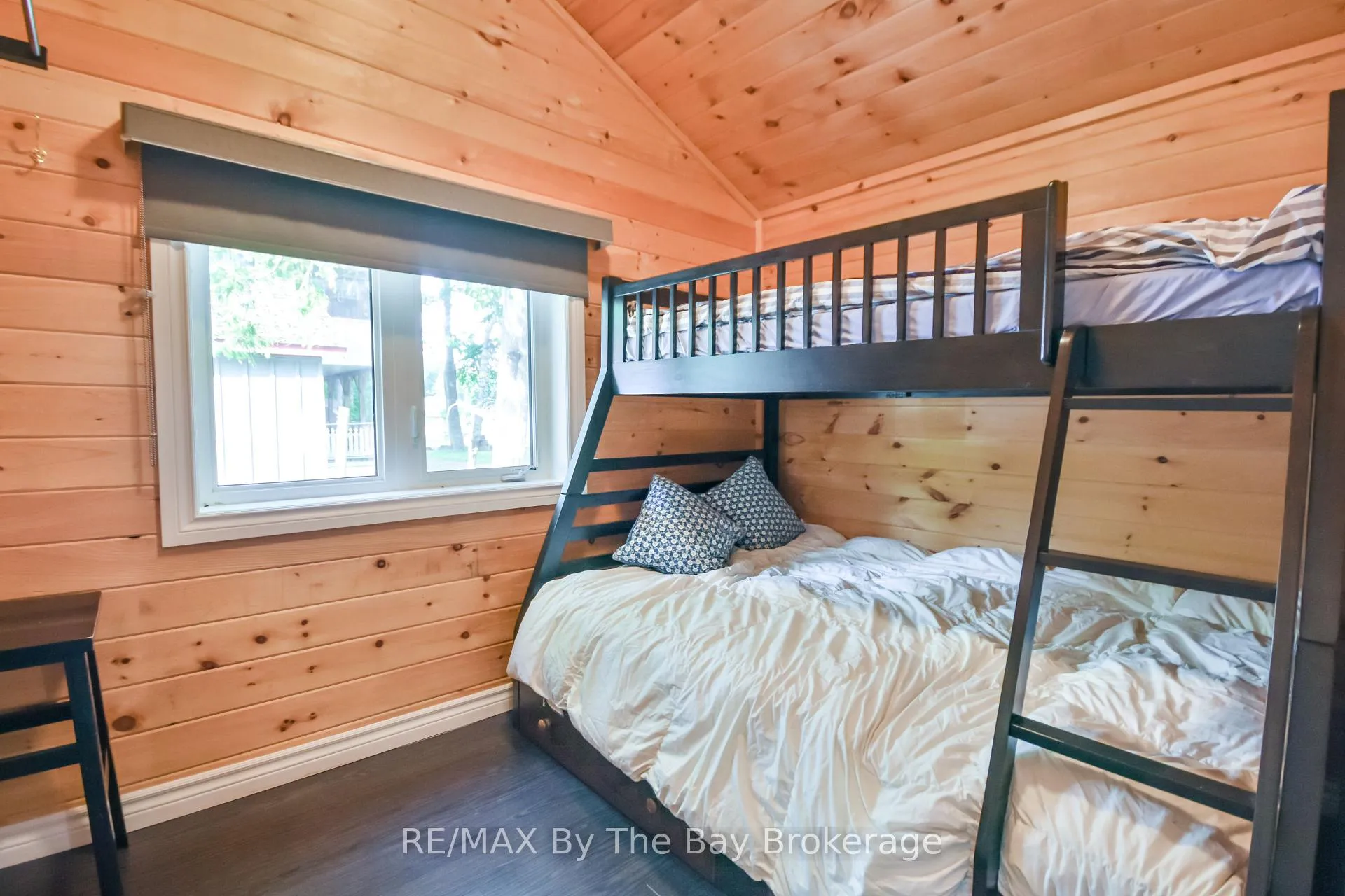 Photo 19 of 578 Oxbow Park Drive, Wasaga Beach — HOMEH