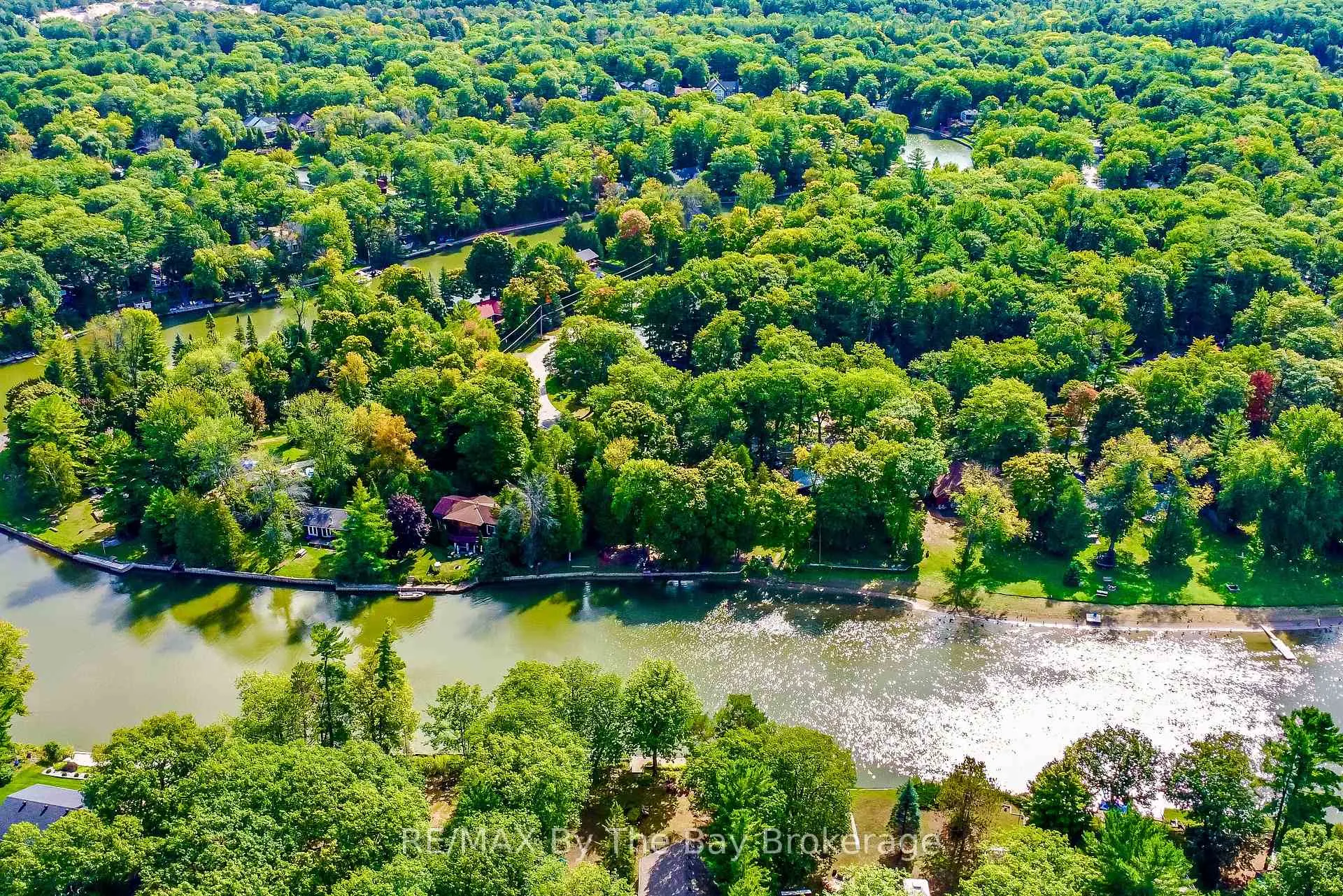 Photo 43 of 578 Oxbow Park Drive, Wasaga Beach — HOMEH