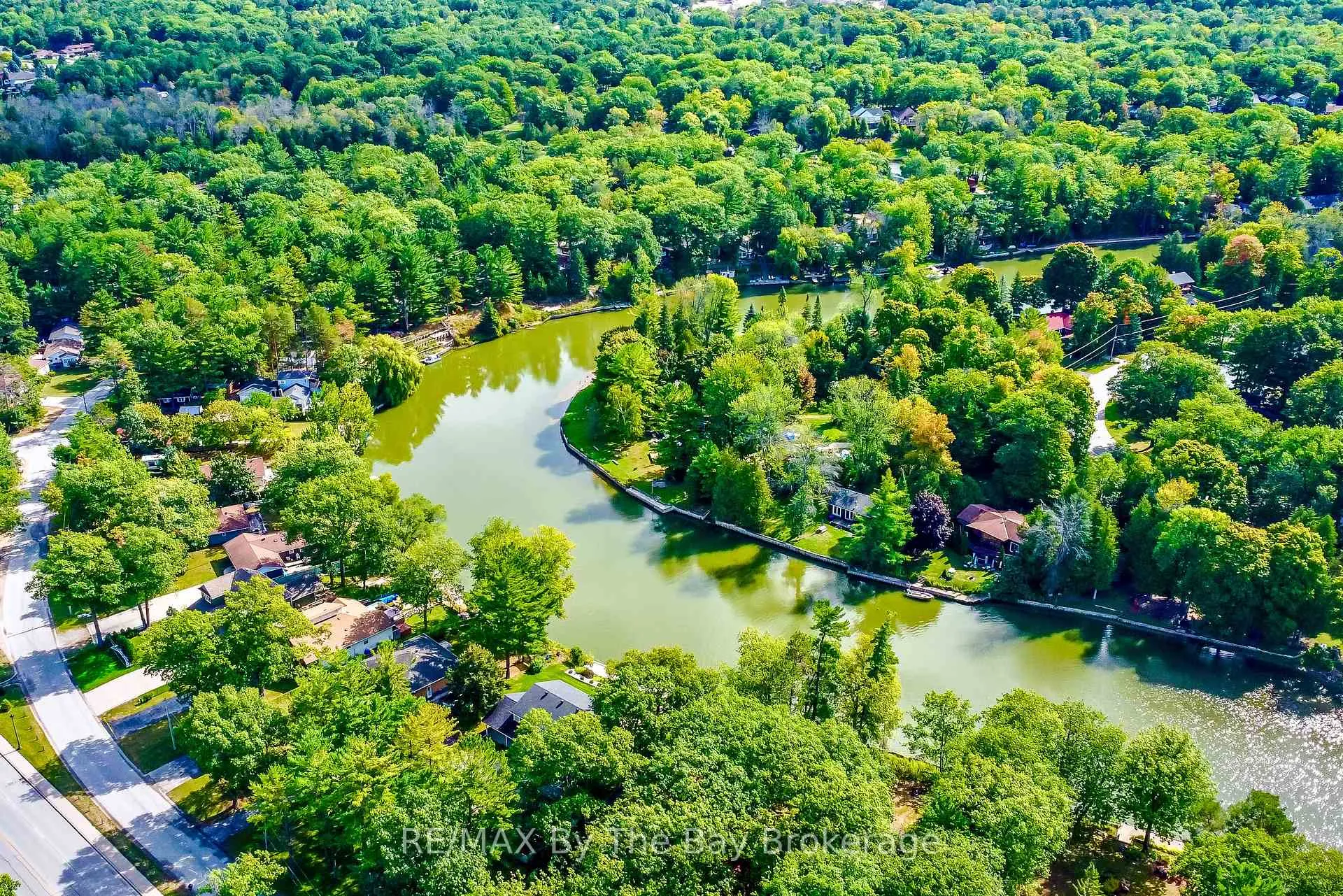 Photo 44 of 578 Oxbow Park Drive, Wasaga Beach — HOMEH