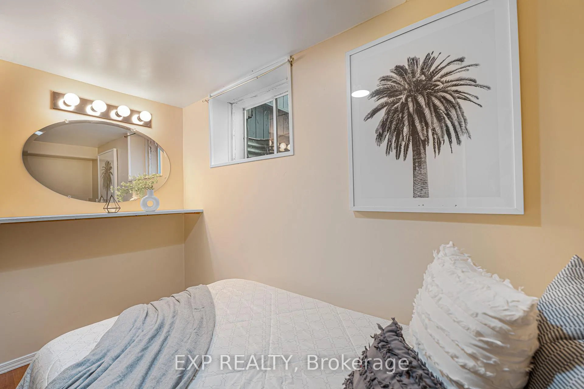 Photo 32 of 56 Gladstone Avenue, Oshawa, McLaughlin — HOMEH