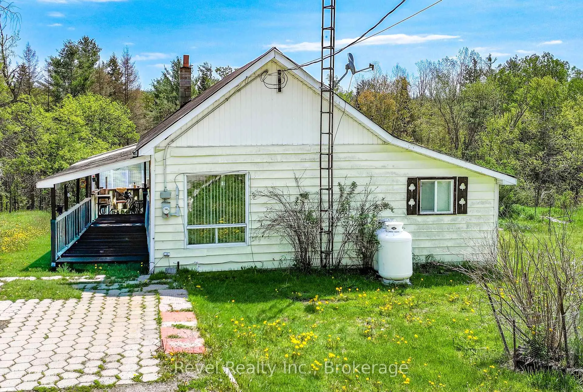 Photo 5 of 4900 Monck Road, Kawartha Lakes, Kinmount — HOMEH