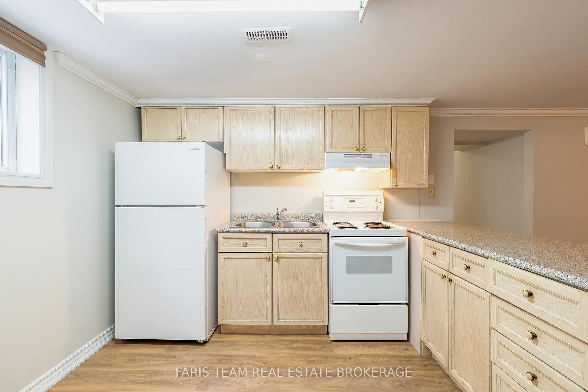 Photo 19 of 18 Newton Street, Barrie, Wellington — HOMEH
