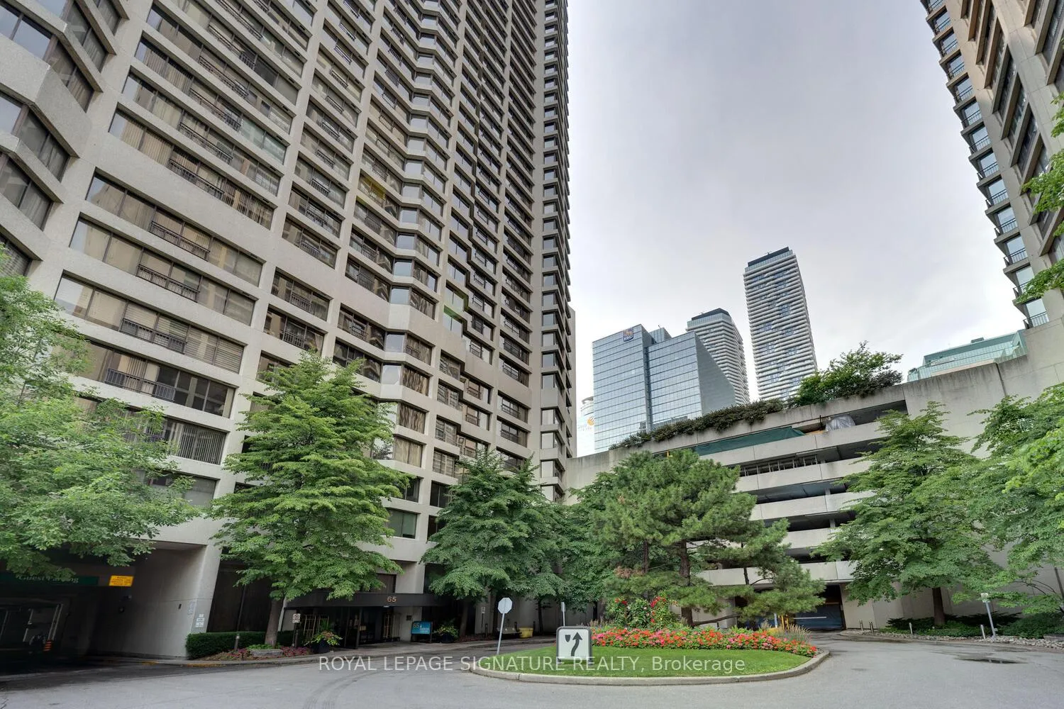 Photo 35 of Unit 2109, 65 Harbour Square, Toronto, Waterfront Communities — HOMEH