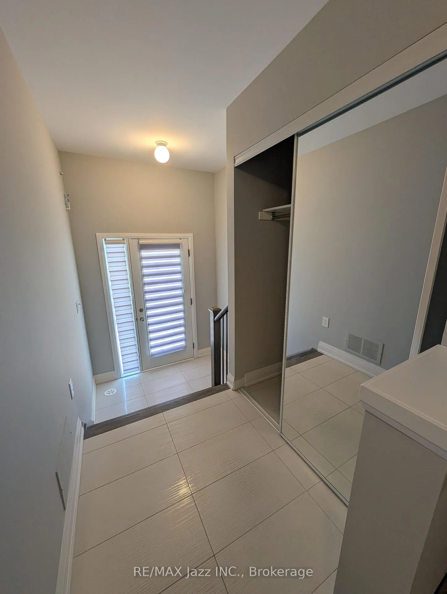 Photo 3 of 20 Clarington Boulevard, Clarington, Bowmanville — HOMEH