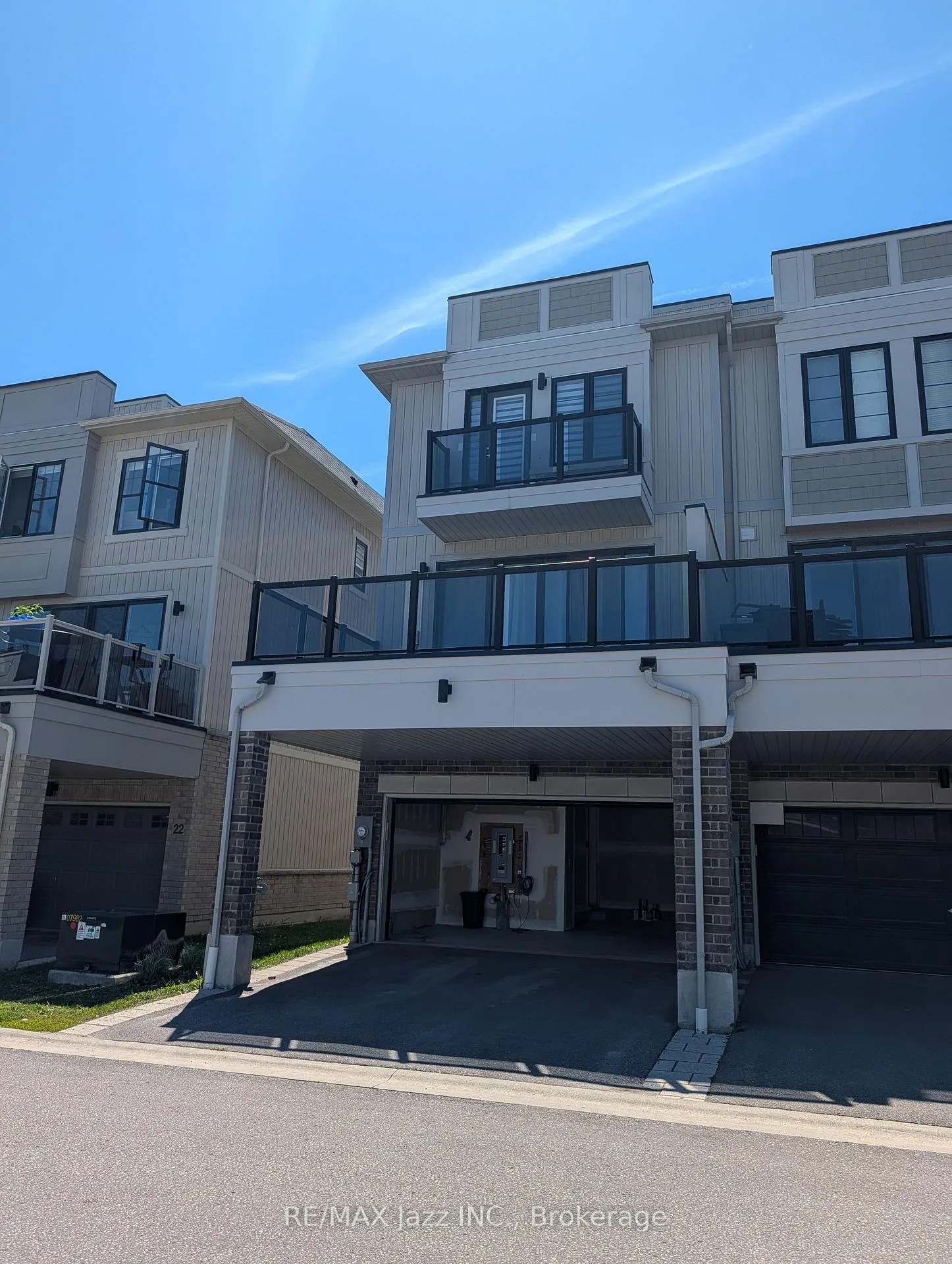 Photo 25 of 20 Clarington Boulevard, Clarington, Bowmanville — HOMEH