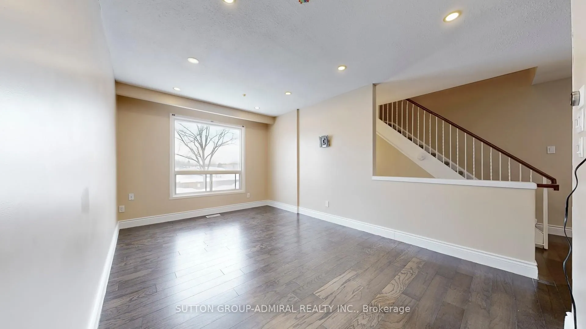 Photo 5 of Unit 8, 64 Bronte Street S, Milton, Old Milton — HOMEH
