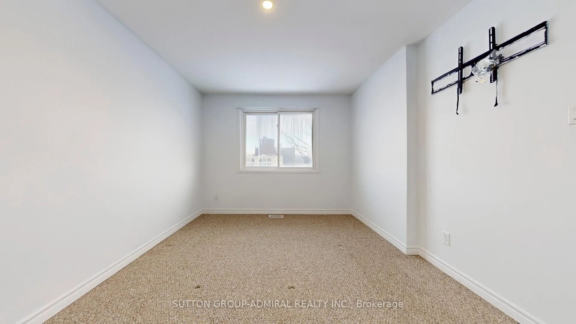 Photo 16 of Unit 8, 64 Bronte Street S, Milton, Old Milton — HOMEH