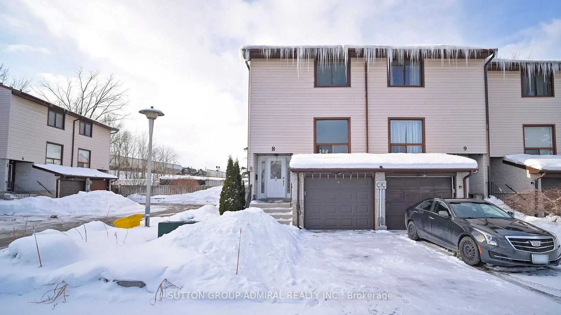 Photo 33 of Unit 8, 64 Bronte Street S, Milton, Old Milton — HOMEH